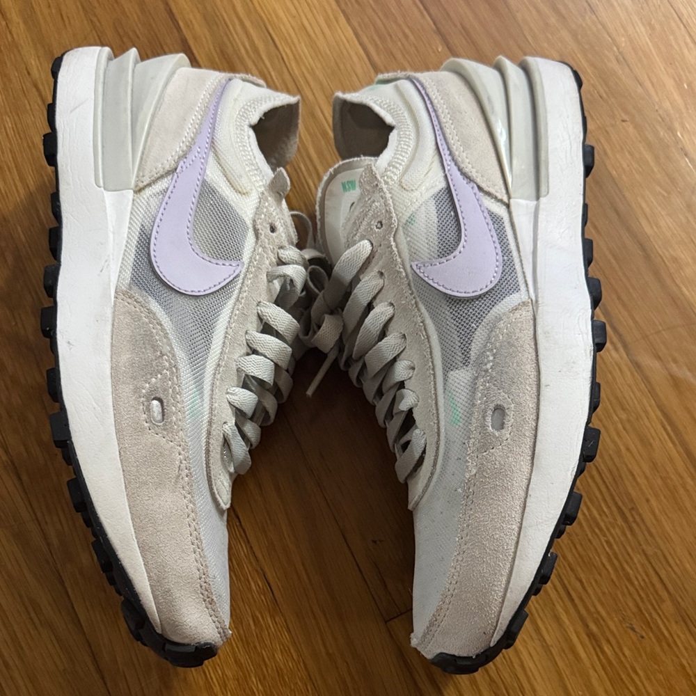 Nike Waffle One Sneaker